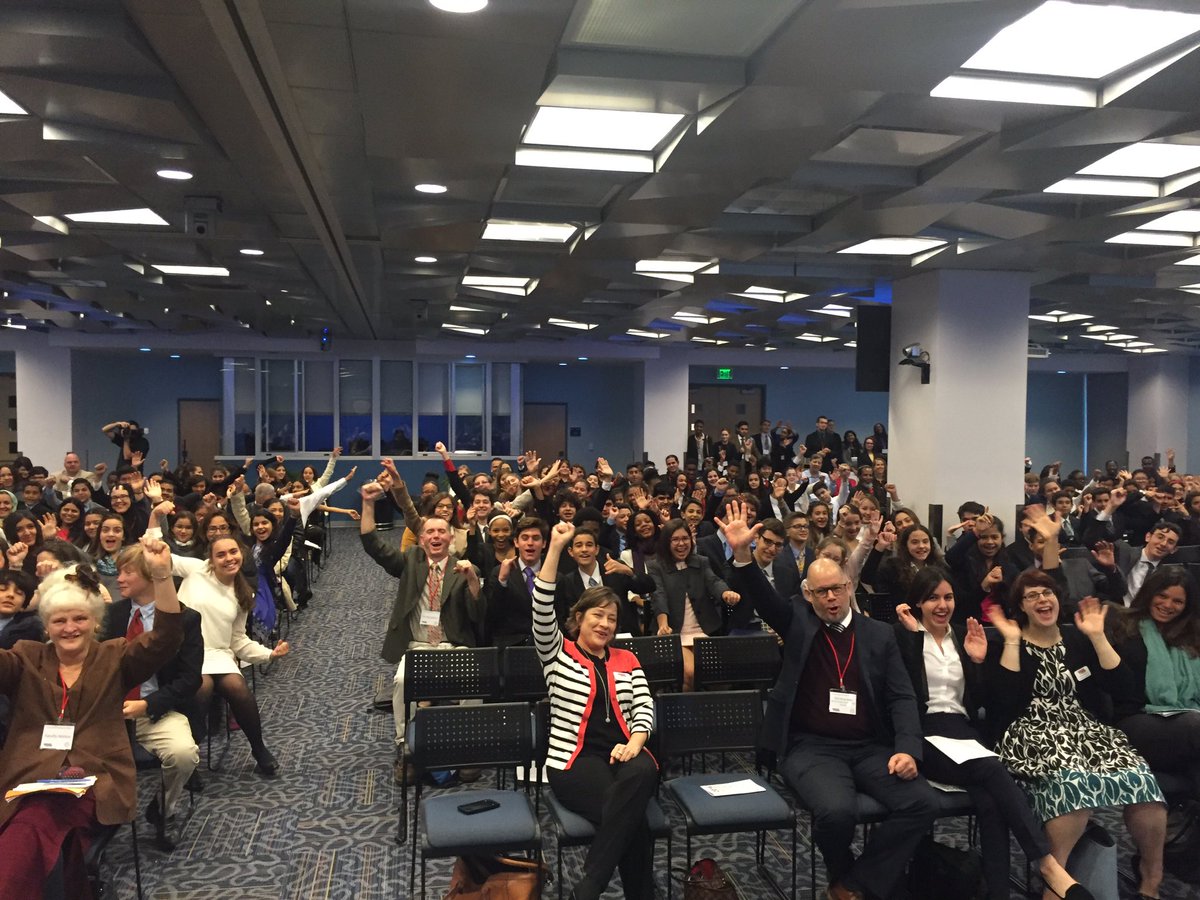 DIR Catherine Rodriguez inspiring 300 future diplomacy leaders!  #MDMUN <a href="/FFLMUN/">Foundations for Leadership</a> <a href="/MDCPSSocStudies/">MDCPSSocialSciences</a>. @MiamiSup
