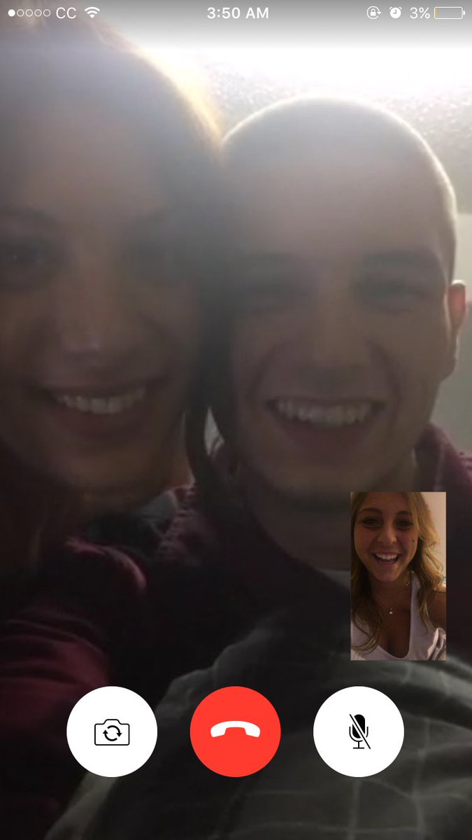 JenParadiso's tweet photo. FaceTime with this babe at 3AM >>>> @araemorin god I love you 😍❣ #Sober https://t.co/hKF2HLwaCe