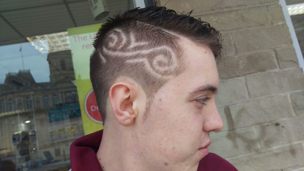 FaiiDpure's tweet photo. Fresh cut #shitish pattern #swerve https://t.co/evXvMuUnSV