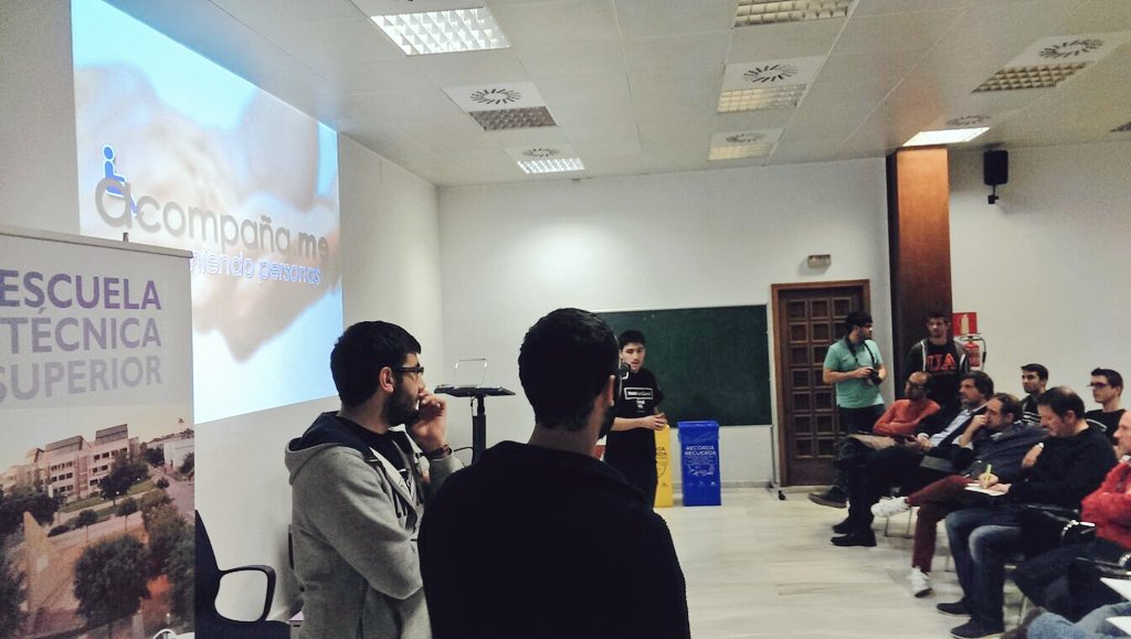 CatedraTEF_UA's tweet photo. Terminando otro equipo #HackForGood. Enhorabuena @acompana_me. Ahora disfrutad del resto de presentaciones #H4G_ALC https://t.co/lBgt1rUZ8C