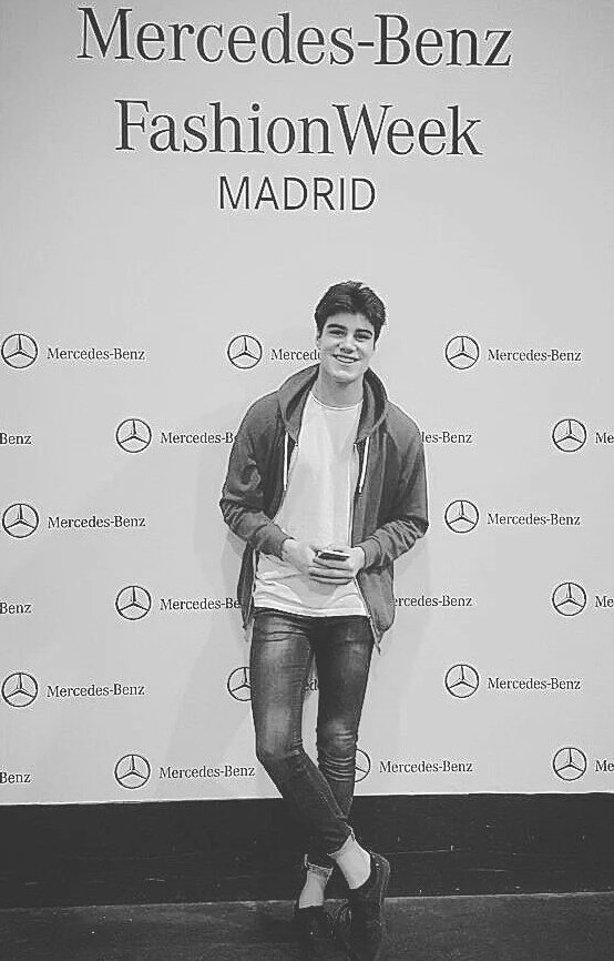 Estrella(dos). tweet media