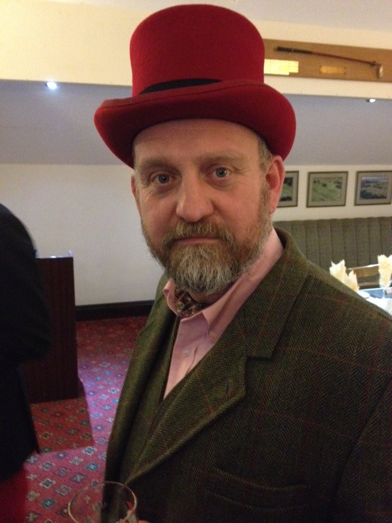 carl1shoot's tweet photo. The hats started its tour #shootdinner https://t.co/sl68K7ADQj