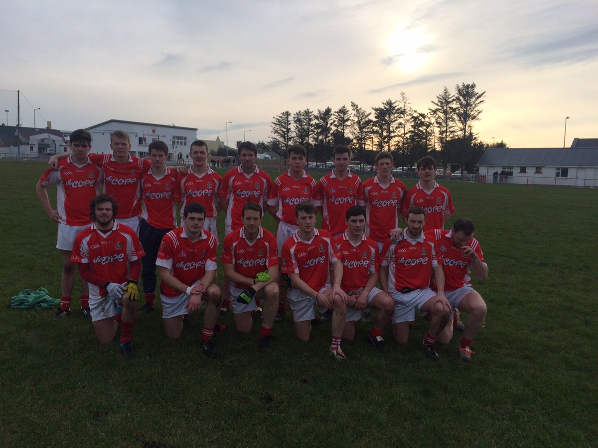 DonegalSportHub's tweet photo. .@DungloeGAA edge past @CLGNaomhColumba in @comortaspeile15  https://t.co/rsXz7yIt7u https://t.co/lBcQoGe7Hn