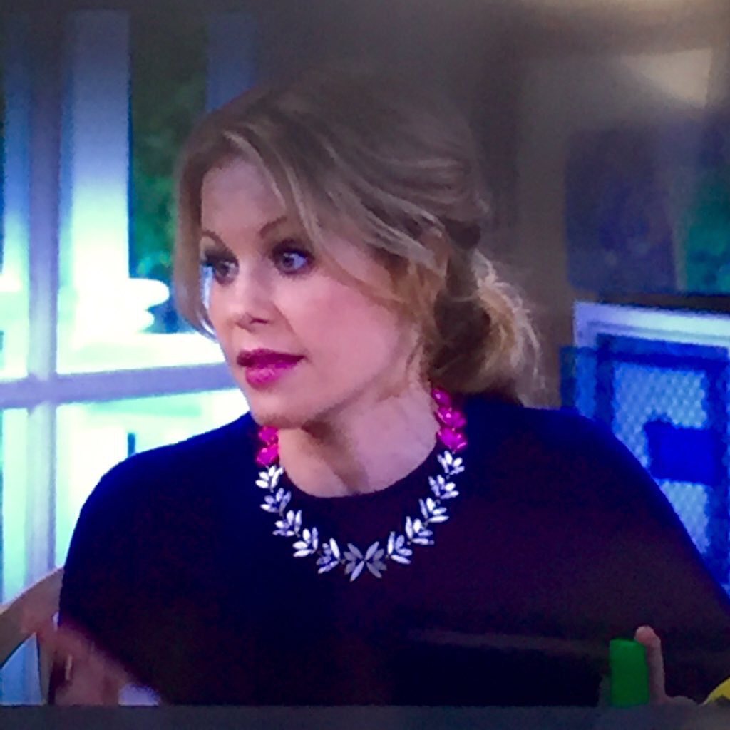 ErinGrayNation's tweet photo. @1mkk LOVE the way you styled DJ.  Can you tell me where this necklace is from? Thank you!! https://t.co/RpIRv4PVOy