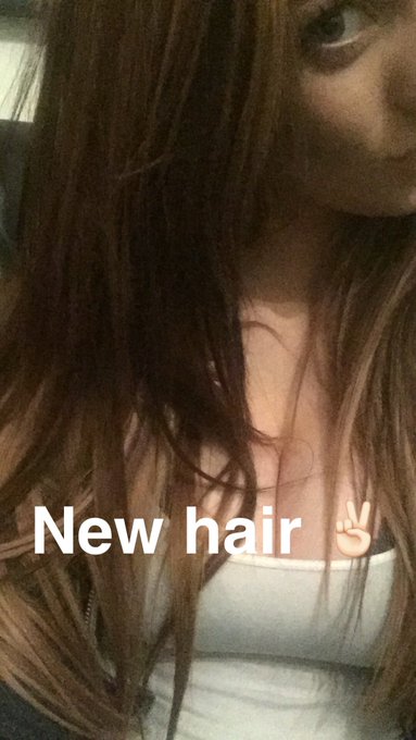 New hair! What do u all think? follow me on snapchat for more! ✌🏻️ @ILoveGingerGrls @lovelyredheads @Only_Brunettes<a href="/tag/tb"class="tags"><span>#tb</span></a>