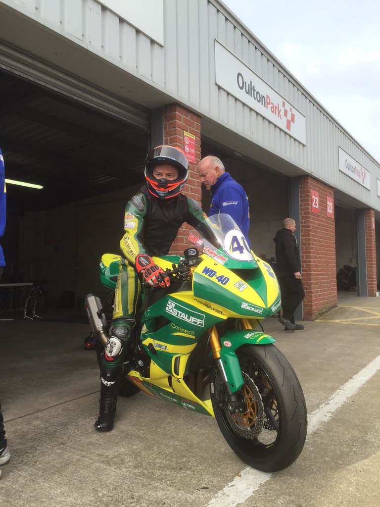 Dominicsparky's tweet photo. @tazmac95 @GRMotoSport @Oulton_Park today. #notthewarmest #4deg #FlyingScotsman #properquick https://t.co/61sD0f7Q39