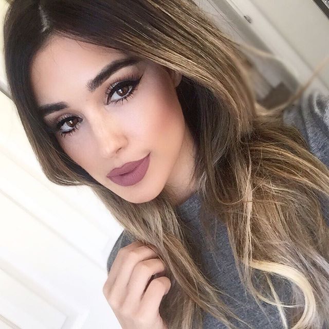 AshkeyRose's tweet photo. @gerardcosmetics hydra matte lipsticks👌🏼 Love this shade in CHER👄
Happy Monday ☺️
#gerardcosmetics https://t.co/iWOzAD9dKD