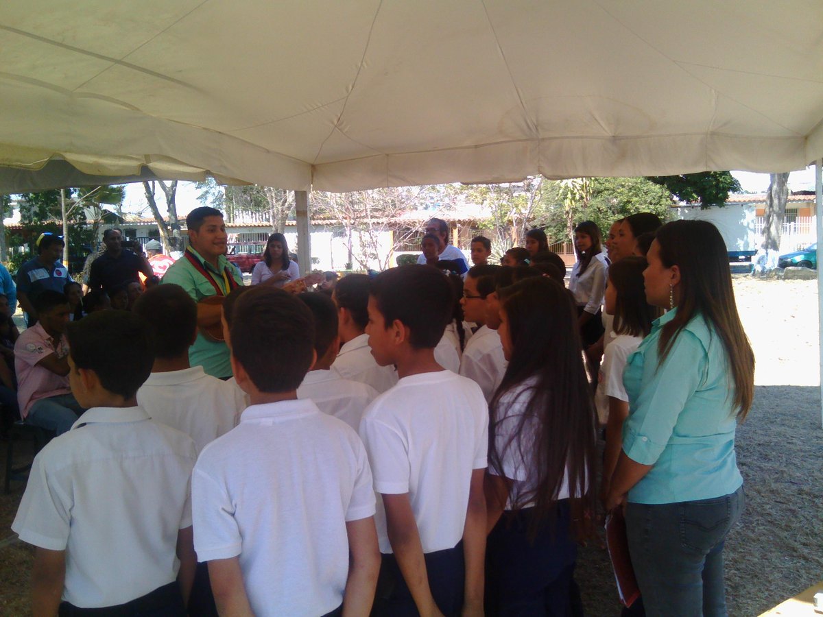 <a href="/NucleoBelen/">Nucleo Belen</a> <a href="/AdrianyGomez/">Adriany Gomez</a> @OSJCARABOBO  <a href="/AGonzalezLamon/">Andres Gonzalez</a>  <a href="/elsistema/">El Sistema</a> #ElSistemaCumple41