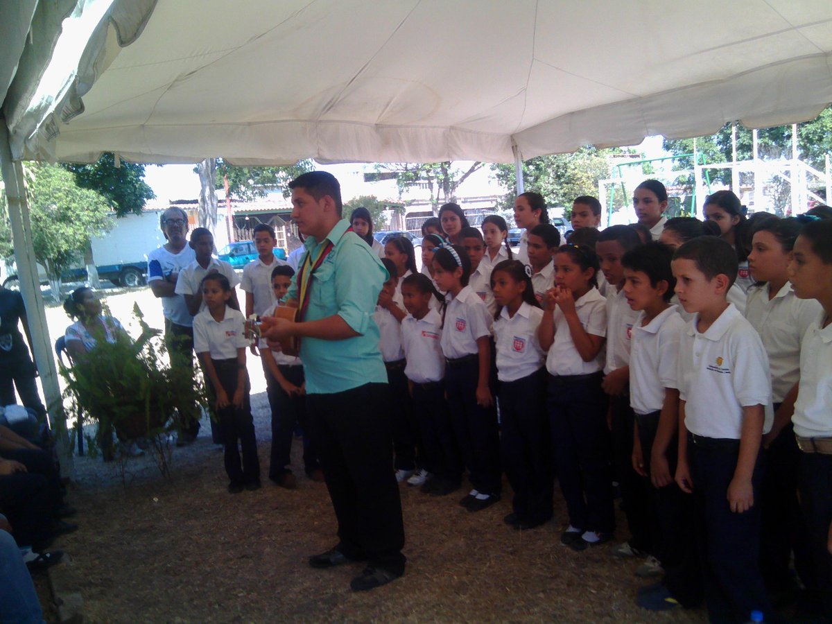 <a href="/NucleoBelen/">Nucleo Belen</a> <a href="/AdrianyGomez/">Adriany Gomez</a> @OSJCARABOBO  <a href="/AGonzalezLamon/">Andres Gonzalez</a>  <a href="/elsistema/">El Sistema</a> #ElSistemaCumple41