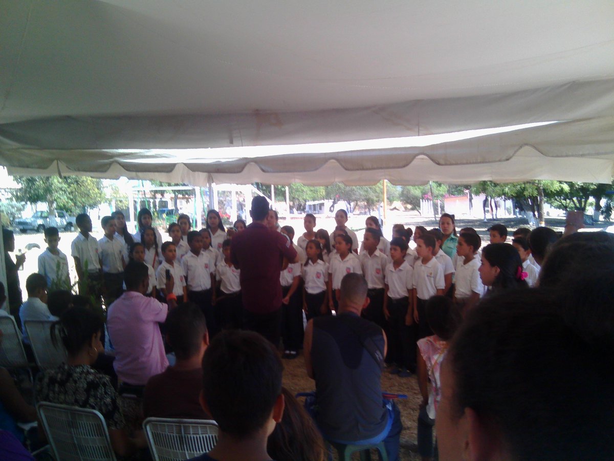 <a href="/NucleoBelen/">Nucleo Belen</a> <a href="/AdrianyGomez/">Adriany Gomez</a> @OSJCARABOBO  <a href="/AGonzalezLamon/">Andres Gonzalez</a>  <a href="/elsistema/">El Sistema</a> #ElSistemaCumple41