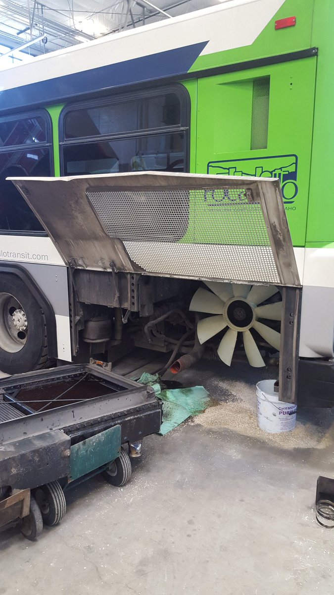 RidePRT's tweet photo. Just another day in the office for PRT's mechanics working hard to keep buses out on the road. #busrepairs https://t.co/i0C50iqh6v