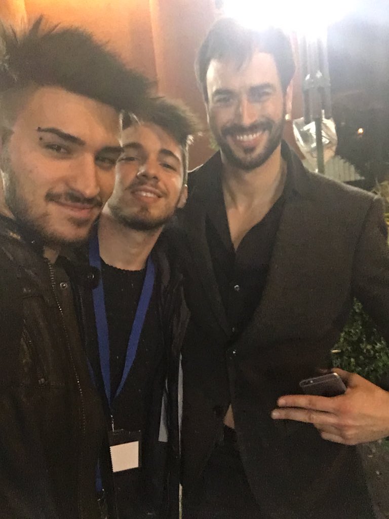 ValeBise's tweet photo. Ora tocca a Iago Garcia vediamo come se la caverà 😎 #BallandoConLeStelle https://t.co/vRc4XllNxP