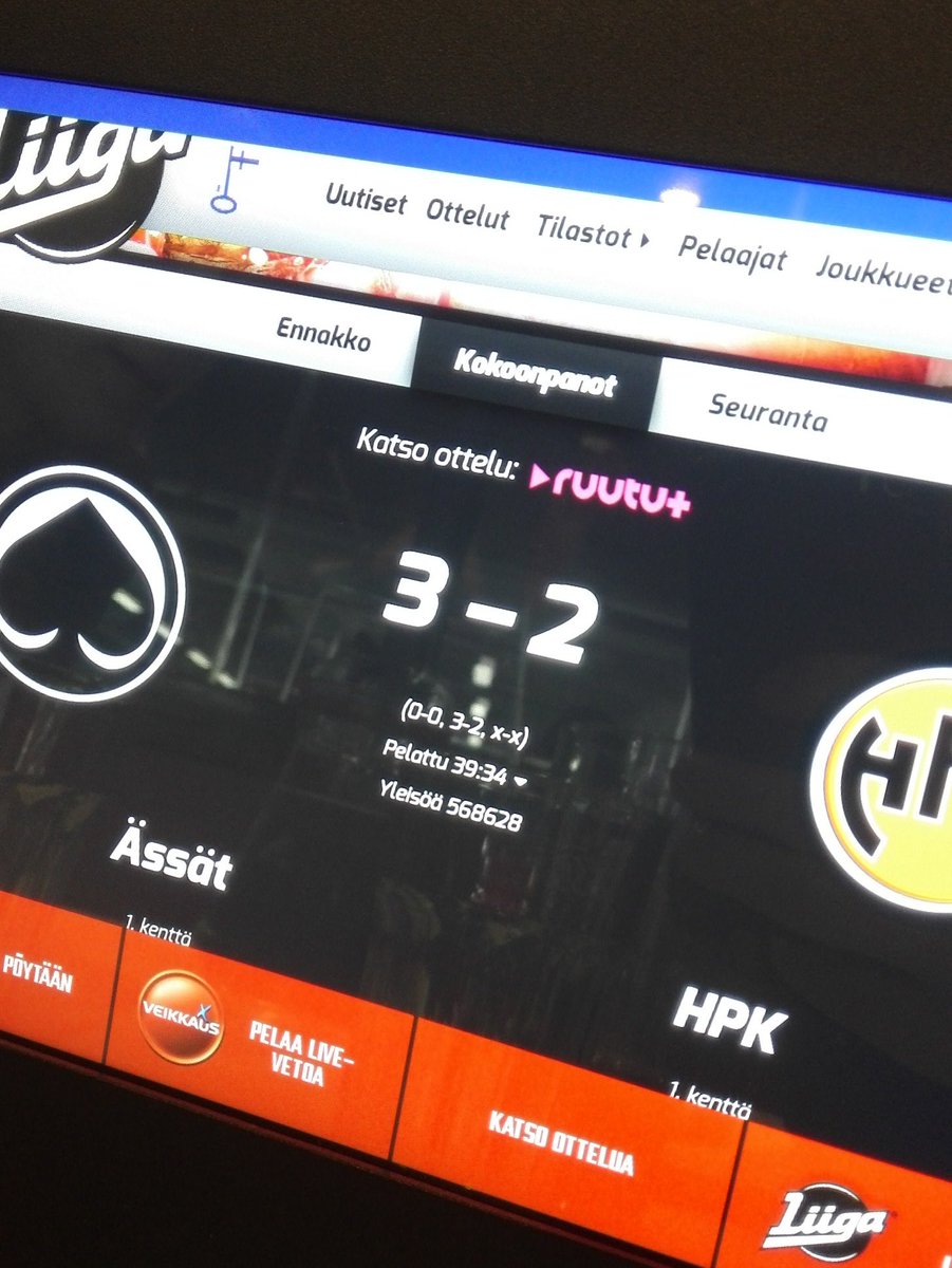 AntonFonsen's tweet photo. Yleisömäärä laskussa @smliiga https://t.co/EDj44gXz9h
