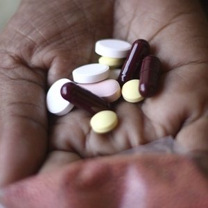 HealthZAUpdates's tweet photo. How to manage the side effects of TB medication https://t.co/5kOeB5kBIx ^eN7 https://t.co/y6pBf1h0Mx