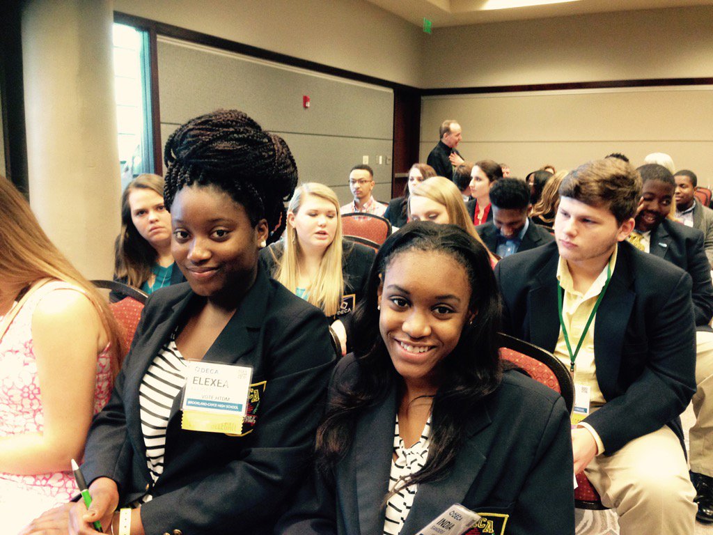 bcdeca's tweet photo. Lexea and India in election session! https://t.co/AzQLDHVgQt