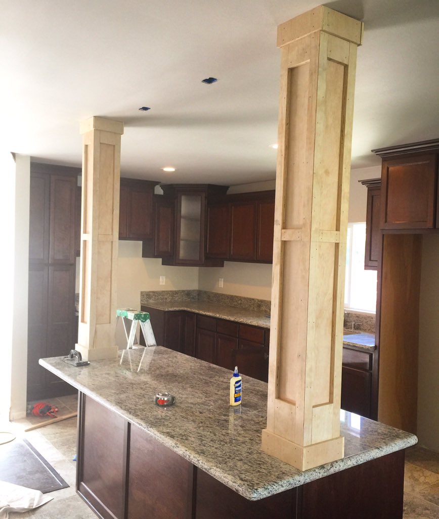 LChomesllc's tweet photo. Finishing touches on this new kitchen. Contact us ready for your own renovation in LA/OC area! #LuctorCo #LCHomes https://t.co/nf8ylse0qp