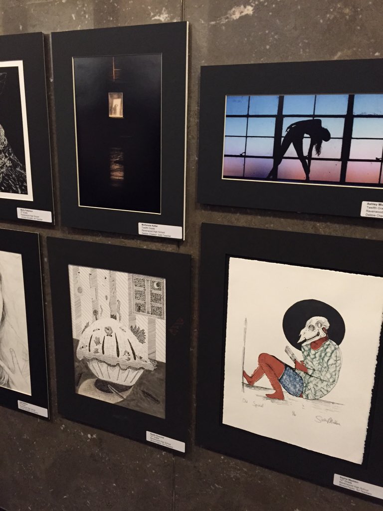 wcsBHSdm's tweet photo. Enjoyed looking at WCS student art work @FristCenter today! #WCSfinearts https://t.co/n5lGlrDLZD