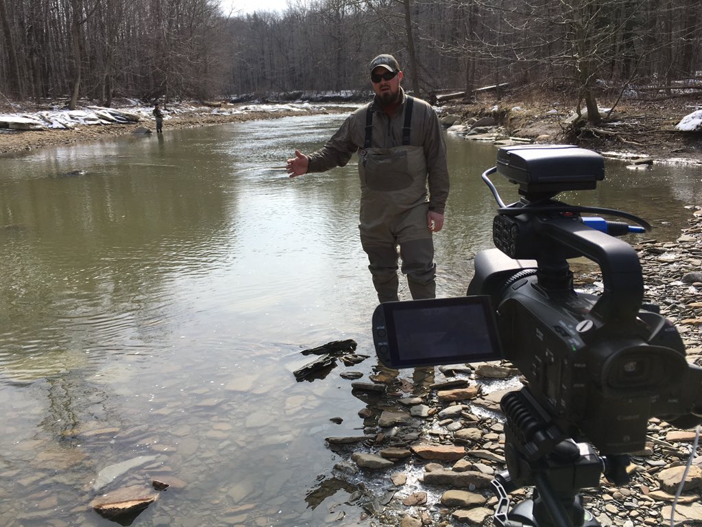 Flyfshinginsidr's tweet photo. Filming for our free tutorial the basics of #steelhead #flyfishing - sign up to get it free https://t.co/ewX8uwOmvG https://t.co/5e9ZDttyf3