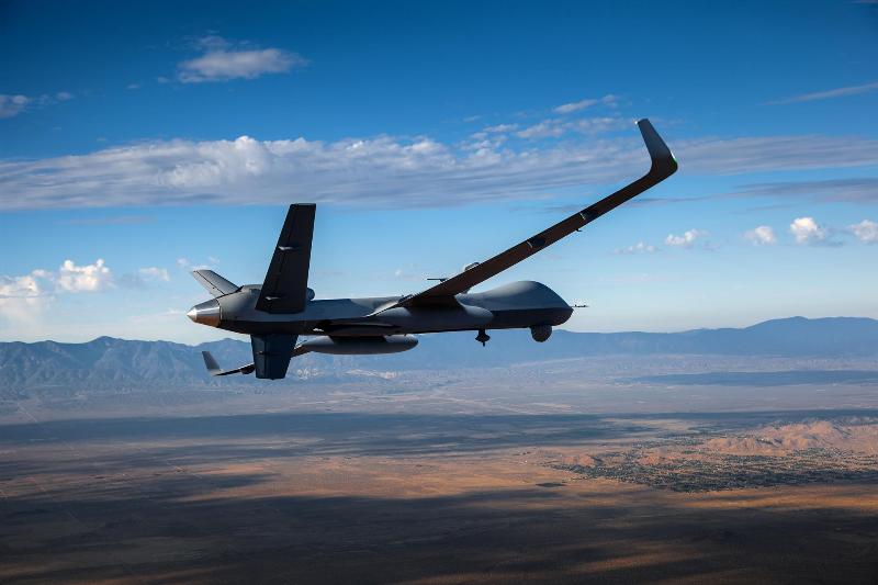 PaxAquitania's tweet photo. Il a fière allure le Predator-B (MQ-9 Reaper) ER (Extended Range) avec ses ailes rallongées quand même #drone https://t.co/5h2HFWrEe3