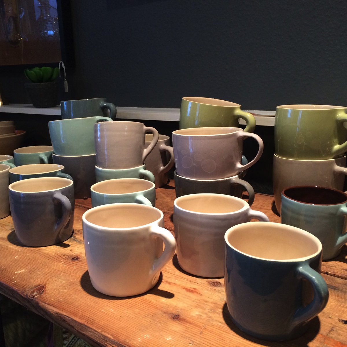 ameliaearache's tweet photo. Not just any Mug…..beautiful Brickett Davada Mugs #fourcandlesshop #brighton #staywarm https://t.co/n5dhxsbUjk