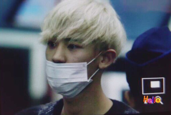 EXOGlobal's tweet photo. [PREVIEW] 160227 Chanyeol @ CGK (Jakarta Airport)
Cr: hello puppy https://t.co/zRGVu7t0iK