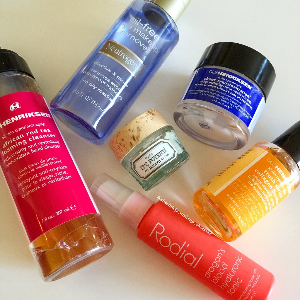makeupmom73's tweet photo. Remember, the bases to great #makeup, is taking care of your #skin. Cleaning and moisturizing daily is a must! https://t.co/UQ1StCJXEZ