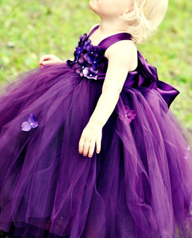 *spinning around in my fancy pwincess dwess*