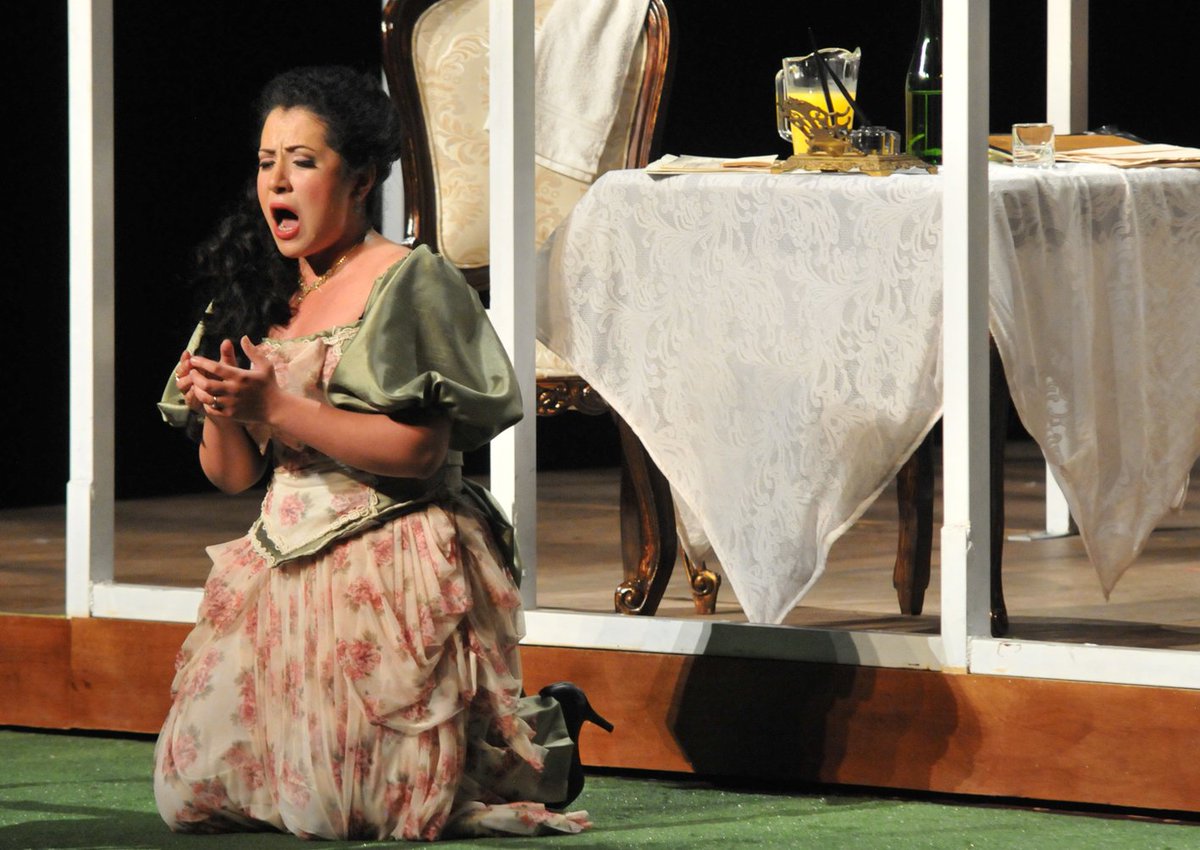 HOY: LA TRAVIATA de Giuseppe Verdi, con Maria Katzavara, Arturo Chacón y Jesús Suaste