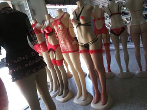 solanghe23's tweet photo. Aqui comprandome algo https://t.co/9pA3fU2lql