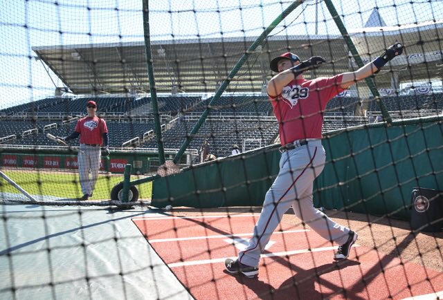 Twins's tweet photo. Full-squad in full swing. #MNTwinsST https://t.co/yDoPgQvOfy