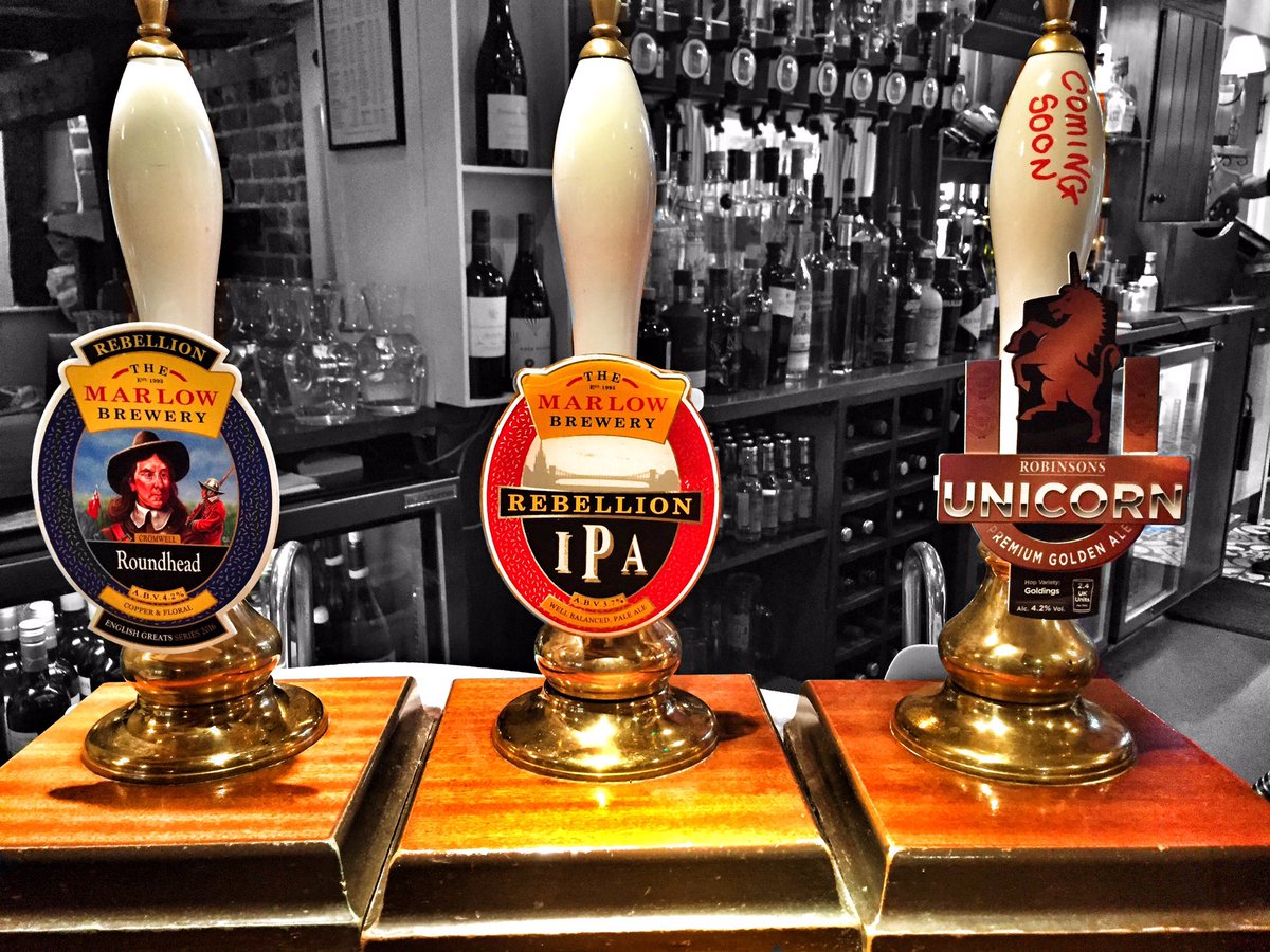 royaloakSL7's tweet photo. Super chuffed to finally have @robbiesbrewery Unicorn on the hand pull... https://t.co/GSd8spzZsJ
