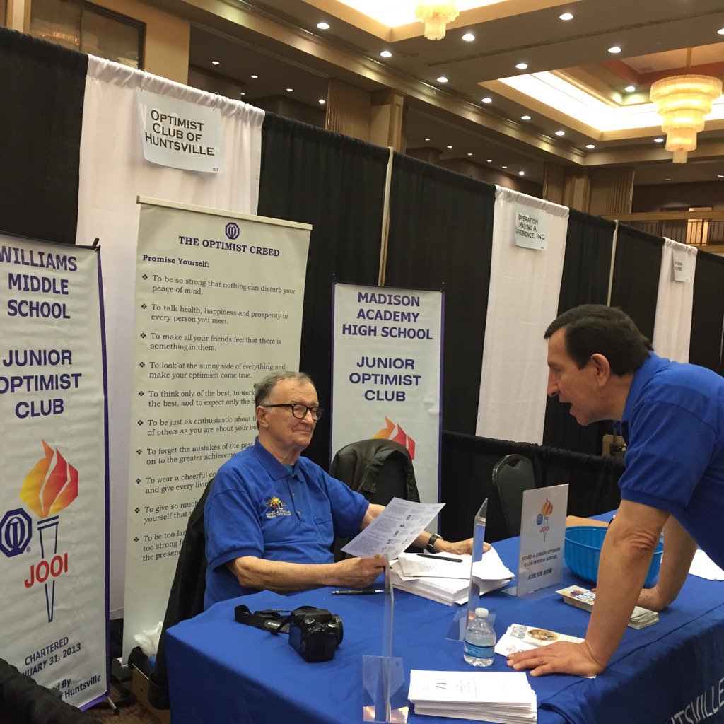 HSVk12's tweet photo. @OptimistHsv thank you for coming to the iRegister Fair #HCSReachingHigher https://t.co/lk4QJT7dnB