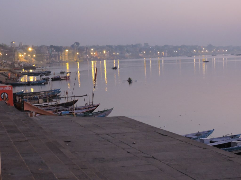 temsutulaimsong's tweet photo. Thinking of visiting Varanasi?? Hesitating coz of the cleanliness "rankings"!These pics will help u #MissionParijat https://t.co/x8BljZUrD5