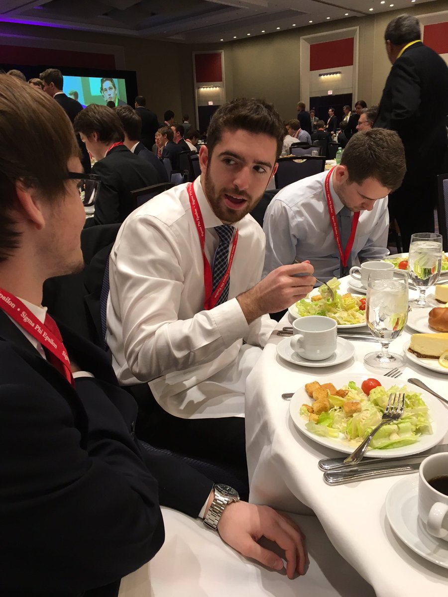 DrakeSigEp's tweet photo. Lunchtime here at #SigEpCarlson https://t.co/7Ht1pVoGM2