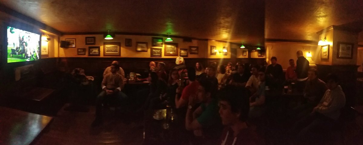 Ver el #ENGvIRE en <a href="/odonoghuescor/">odonoghuescor</a> rodeado de tu compañeros de equipo NO TIENE PRECIO 💙💛 @rugbycanalplus   #6Nations