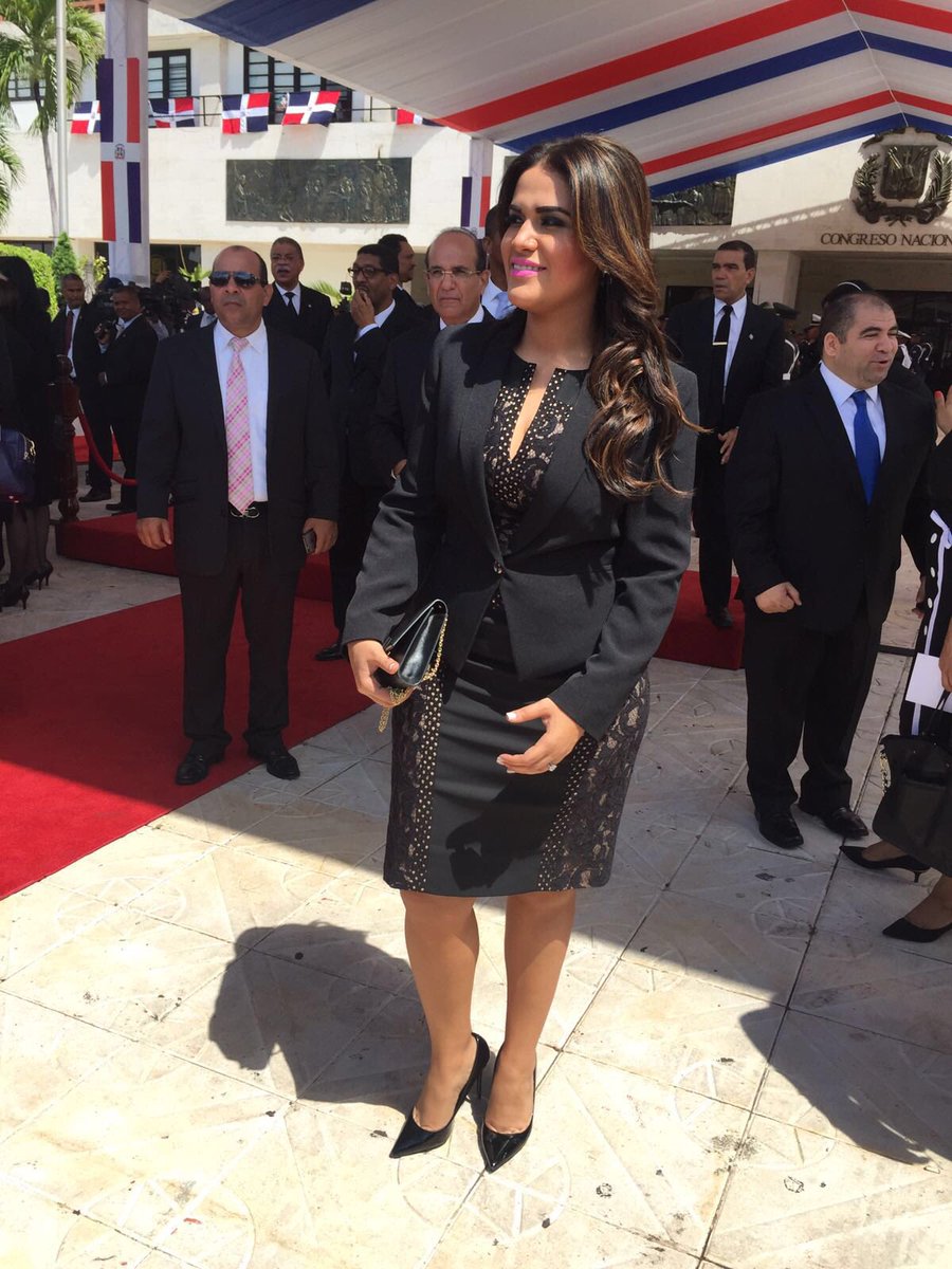 yohabloporti_RD's tweet photo. Candidata a Diputada del PAL-PLD y fuerzas aliadas, presente en Congreso Nacional #RendicionDanilo2016 #Danilo27F https://t.co/cRJTbuiQVJ