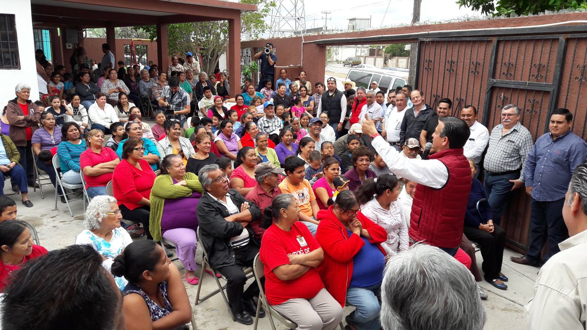 ReynosaPRI's tweet photo. Reunión con delegados de la zona 24. @ernestorobinson y @carlossolisg https://t.co/VRGr7eBIkp