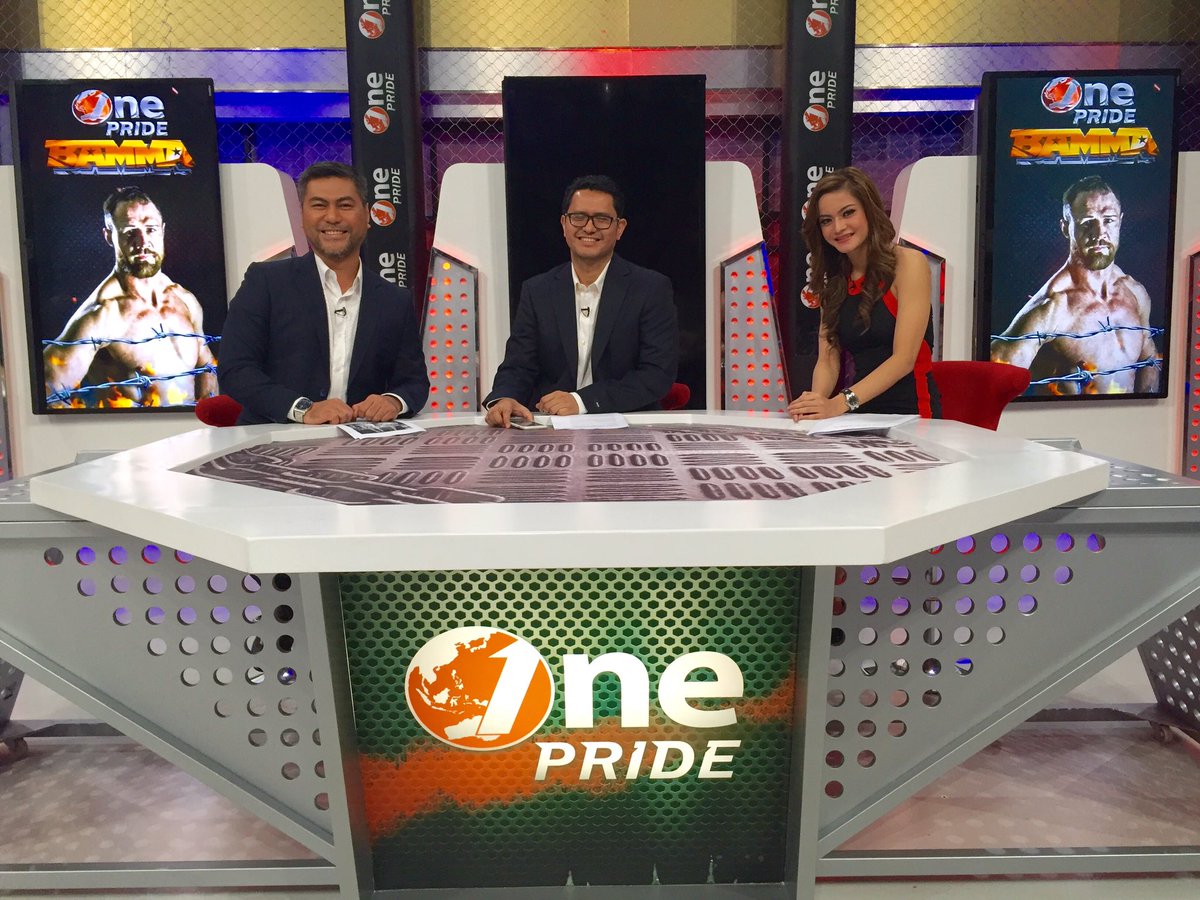 nsasono's tweet photo. Just finished LIVE shooting @onepridetvOne BAMMA https://t.co/HQNa3WdFcp