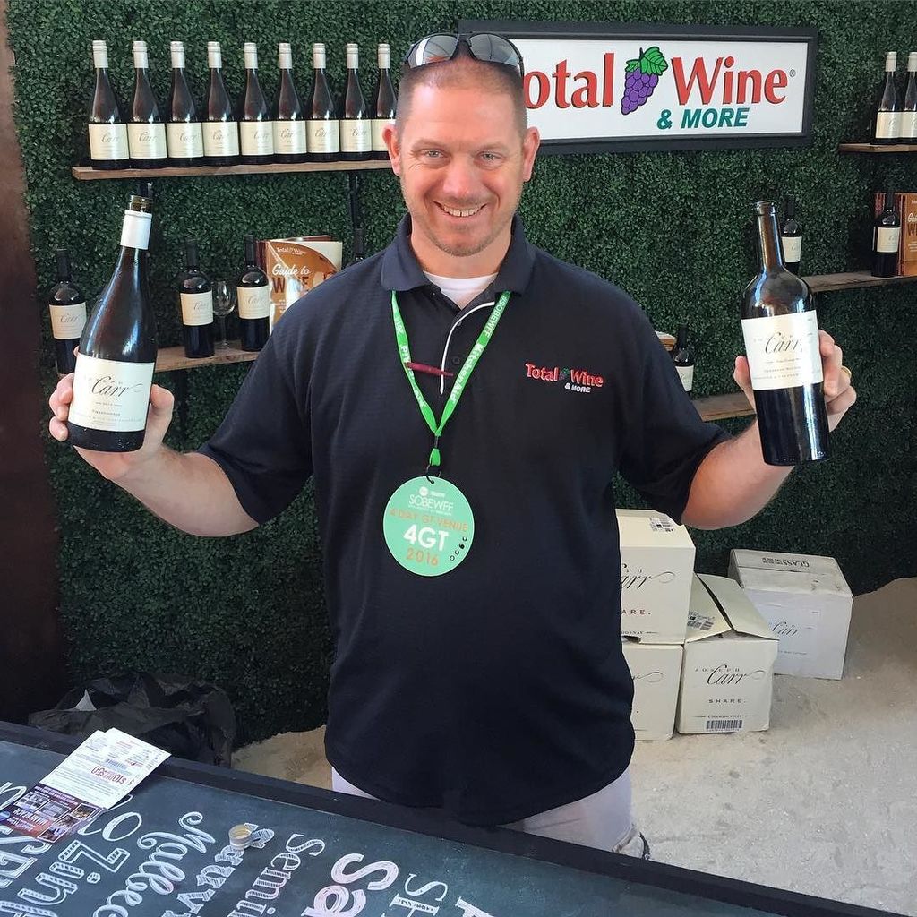 MommyMafia's tweet photo. What are you in the mood for #red or #white? Stop by the @totalwine booth and ask Brian for a nice pour of #JosephC… https://t.co/hNPCS1gBes