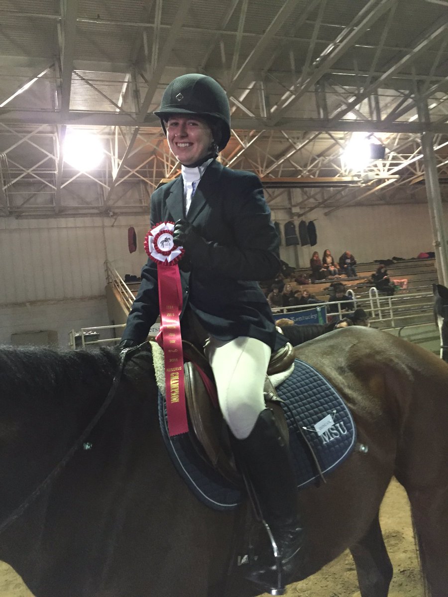 laurenhefty's tweet photo. this picture made me so happy. CONGRATS EMMA ON REGIONALS. UR GOIN TO ZONES PANDA BEAR @XUEquestrian #felttheblue https://t.co/DKMsrwKxVj