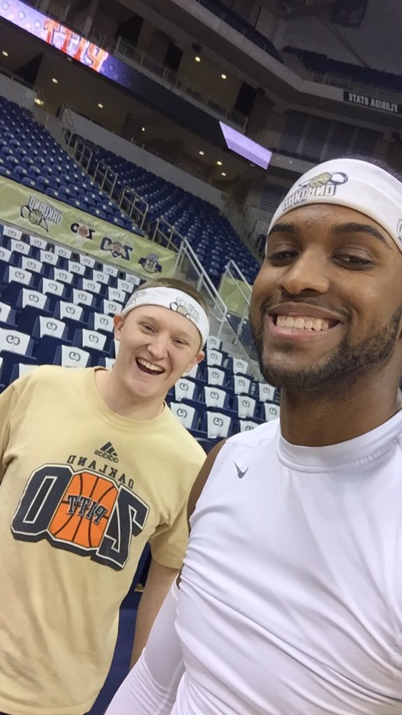 Sleepy1193's tweet photo. 🏆🏆 #OwnTheZoo @R_Sansonetti93 @OaklandZoo https://t.co/LQJ9KKsiJM