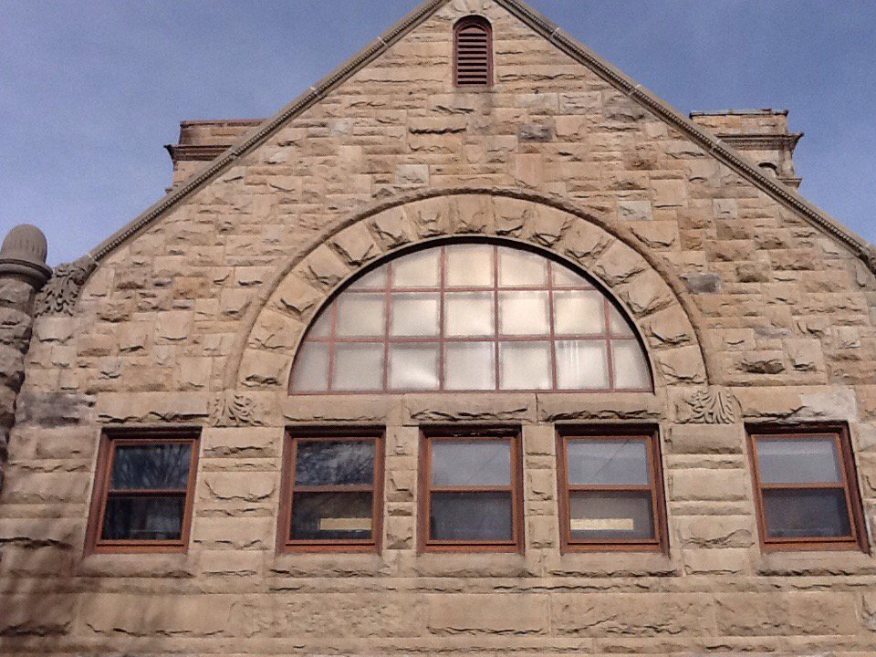 TagAlongBob's tweet photo. Old library opened in 1890... Serious old school! https://t.co/JUO9FYZ0xX