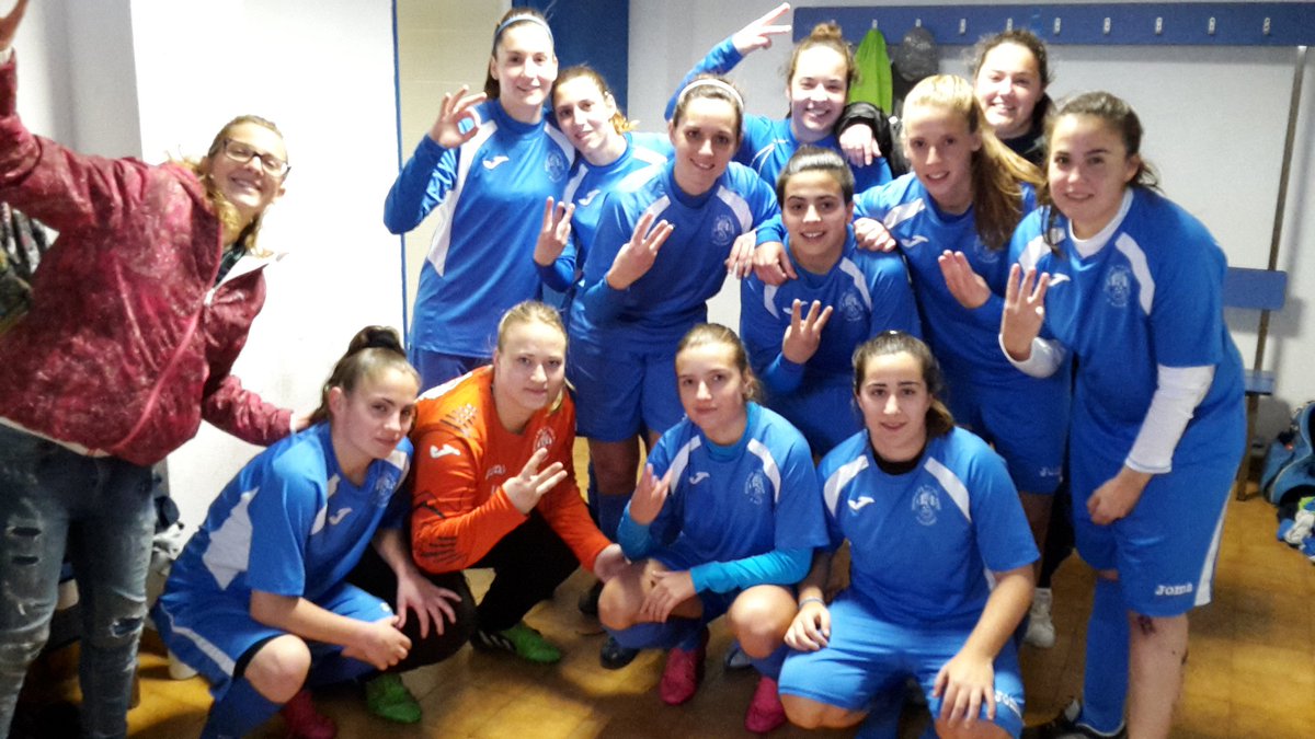 udalginet1516's tweet photo. Trenquem una dinàmica negativa amb un notable partit! Volem seguir x aquest camí!  👍 #equip #3punts #amuntblavetes https://t.co/iUElcMhDQY