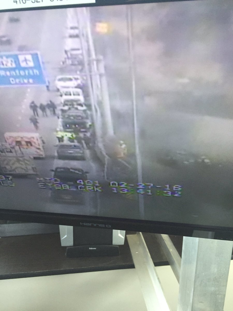 michael_d_media's tweet photo. #TrafficToronto Scary stuff as vehicle goes right off the road EB 401 Collectors passed Dixie @Mississauga411 https://t.co/80jbdZaVhq