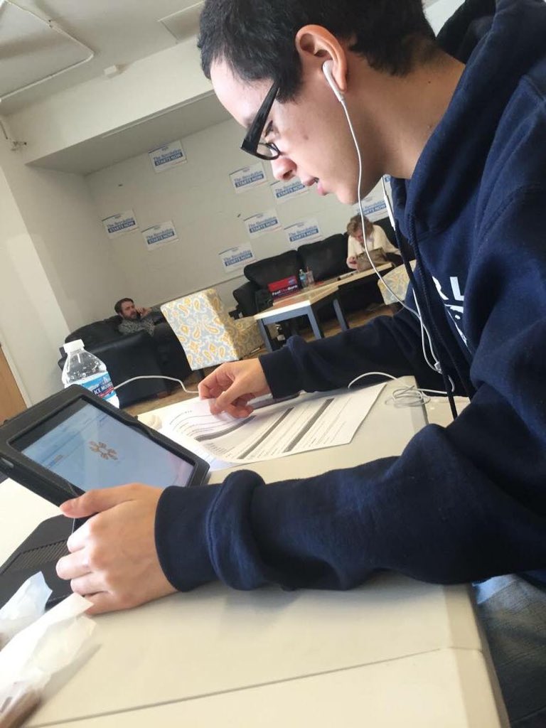 MrPurple60623's tweet photo. Abby getting down on the horn! Get your campaign on Civics students! @MikvaChallenge @SenSanders #ImprezUS https://t.co/c2VDPOpoOh