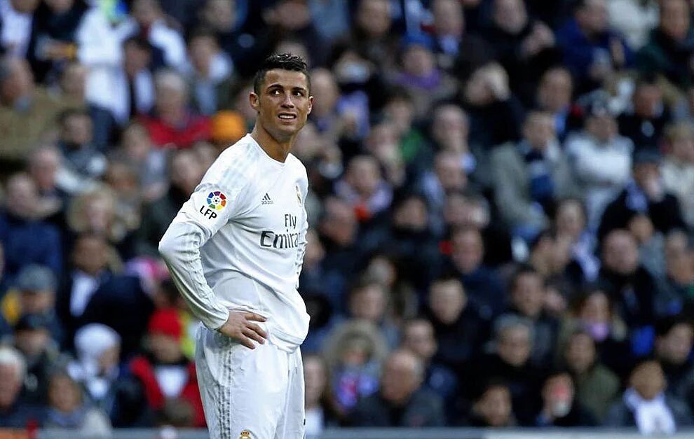 BetCima's tweet photo. .@realmadrid cae en casa ante @Atleti en el derbi. @Cristiano comentó: "Si todos jugaran como yo seríamos primeros". https://t.co/KPVSy83ywN