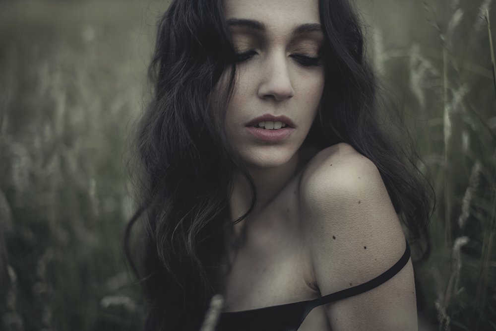 senaymakeup's tweet photo. Photographer: Roksana Rychlik
Model: Gloria Foglietti
MUA and Hair: @senaymakeup https://t.co/lU1wM1W814