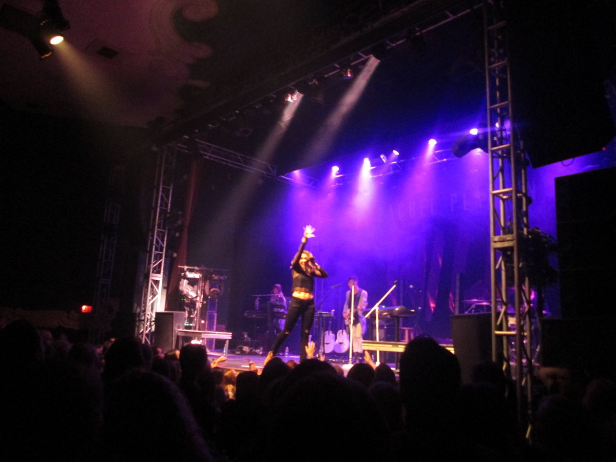 heyviviann's tweet photo. My favorite pictures of @RachelPlatten last night at the @granadatheater #WildfireDallas https://t.co/tSylkubrmU