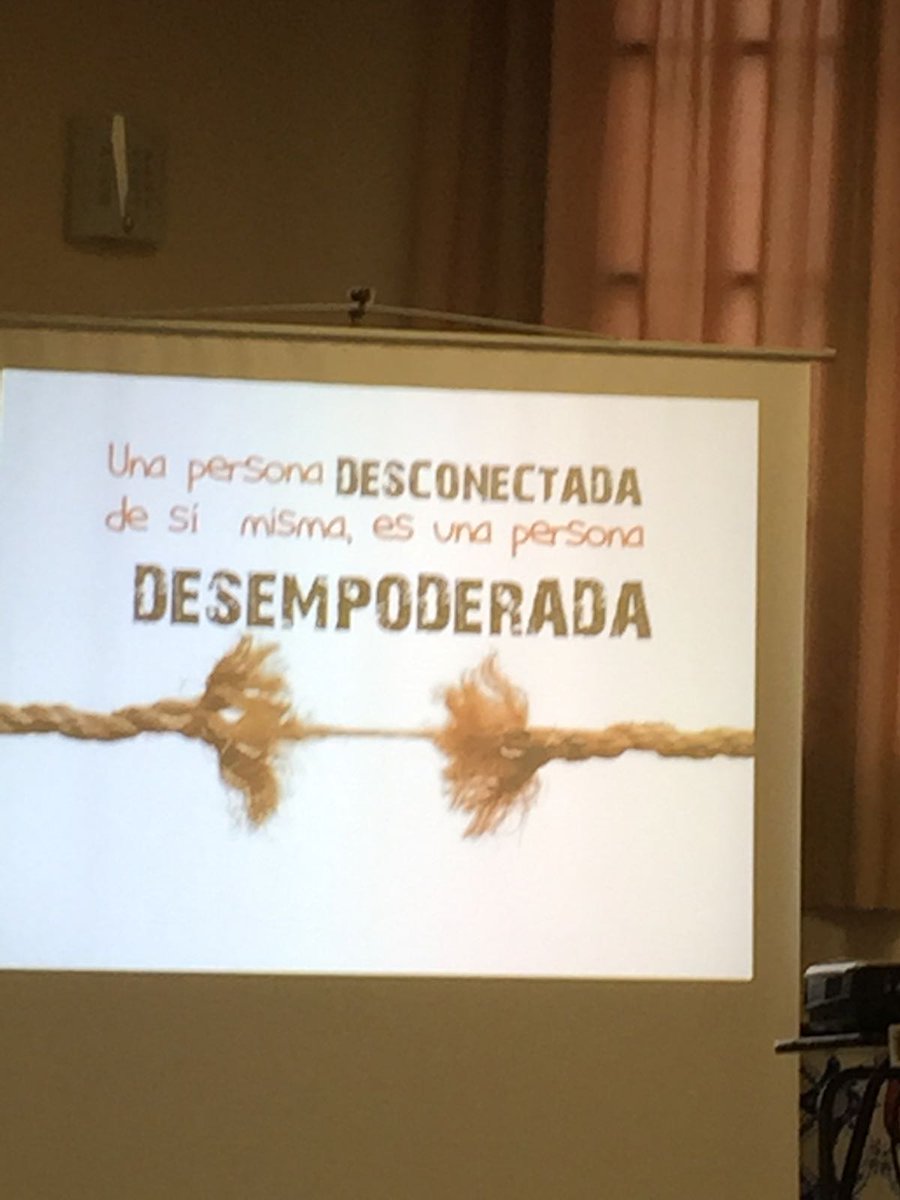 Escolapia_Algem's tweet photo. @Escolapia_Algem #jpp16 Aprendre a mirar més enllà. Educar és empoderar. https://t.co/fAtVRNx9l5