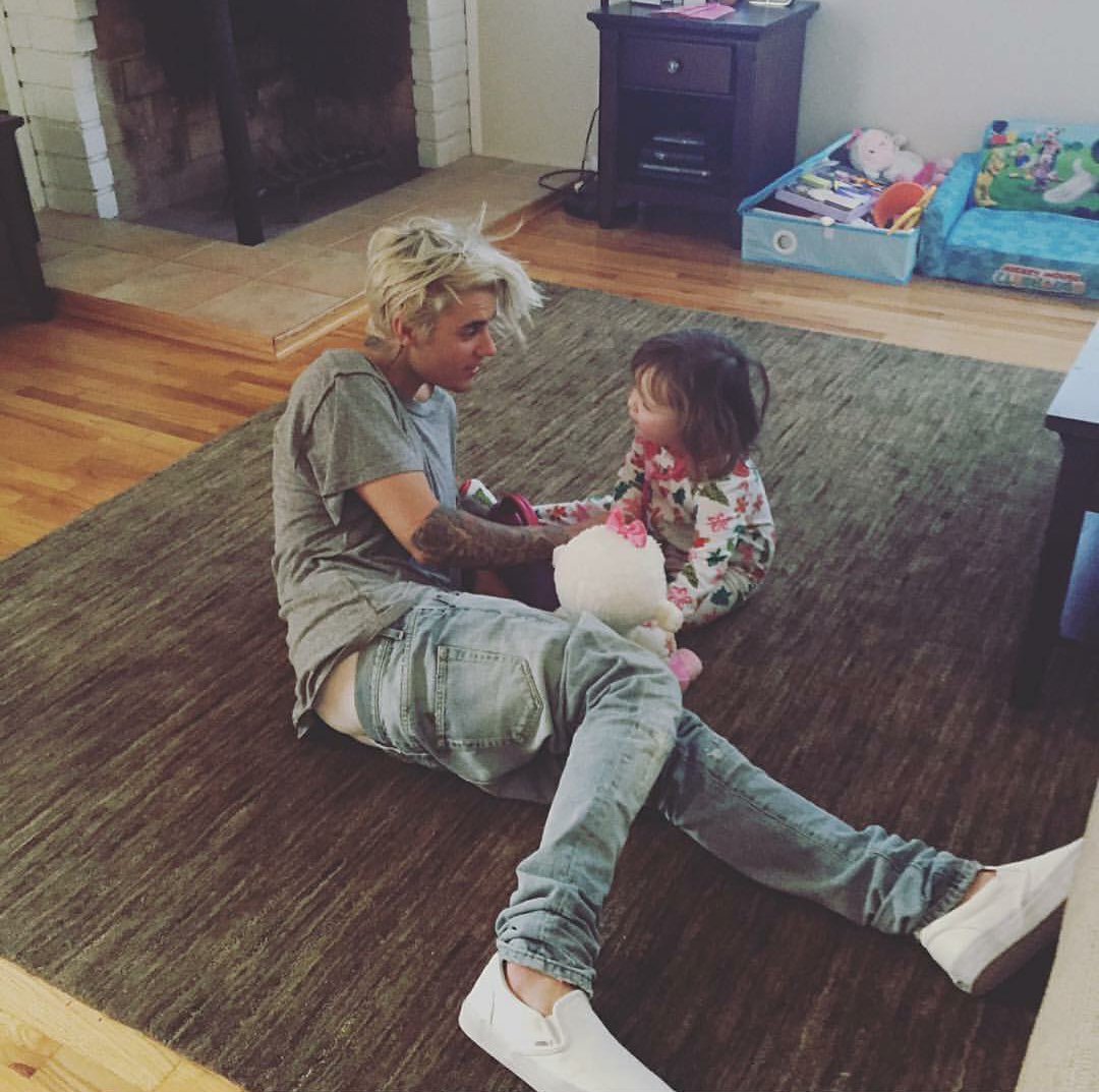 drewxbieberxxx's tweet photo. love kids. https://t.co/8LkfLCZaz3
